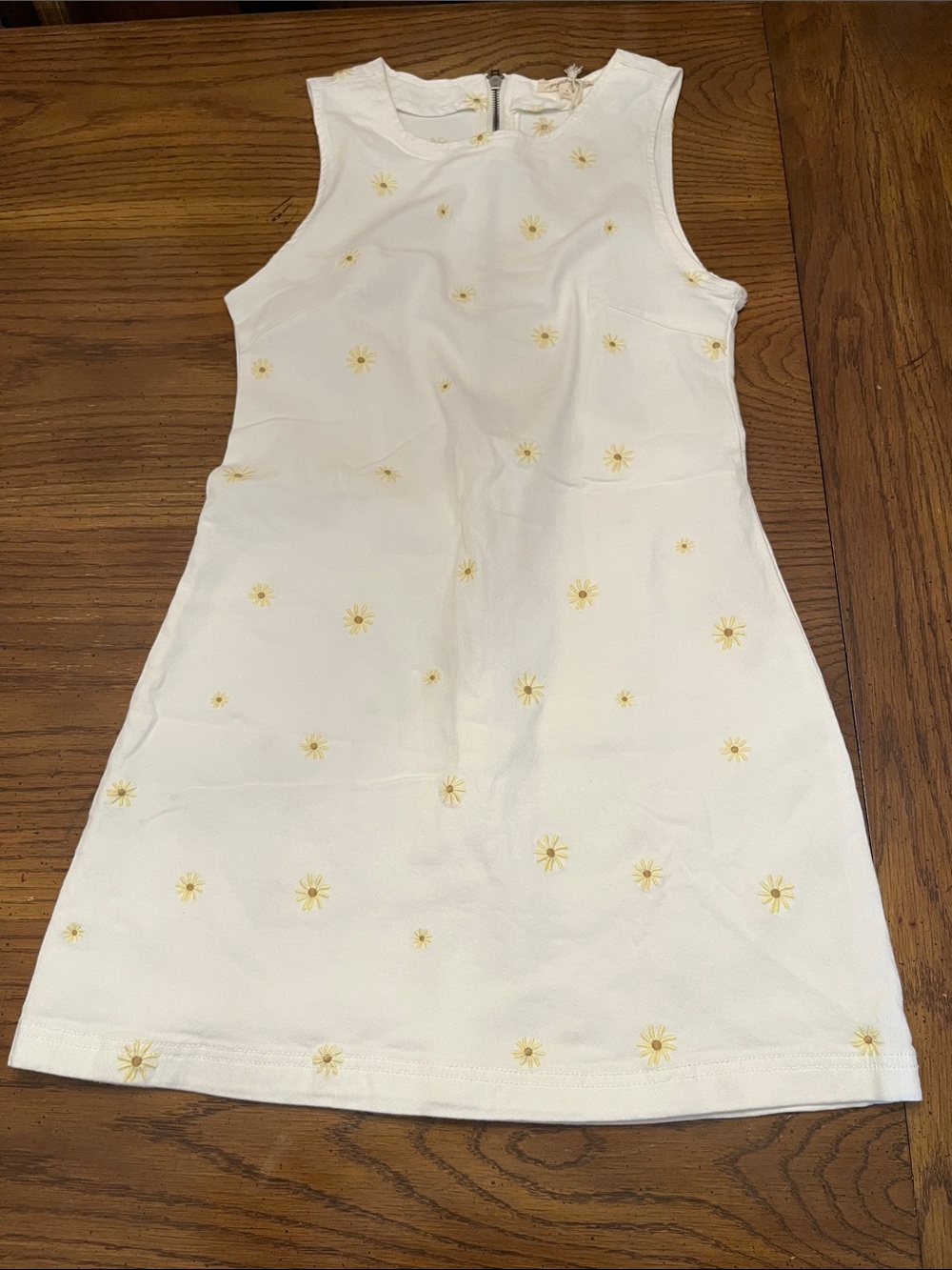 Mystree embroidered stretch denim dress with flowers, size medium, new with tags